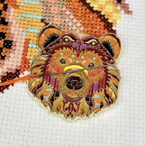 [NM021-MBE] Mandala Bear Needle Minder